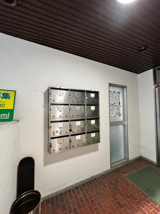 ホワイトシャトー堀江の物件外観写真