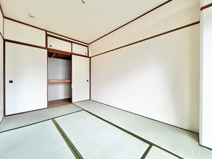 ホワイトシャトー堀江の物件内観写真