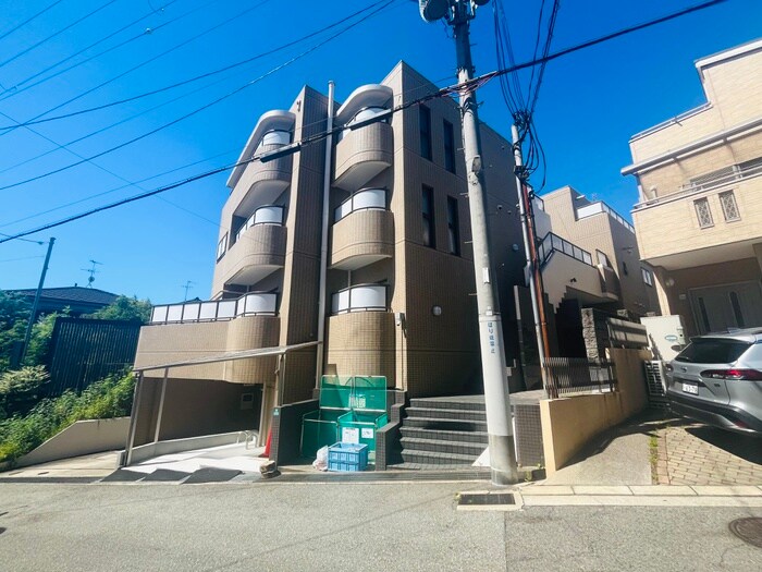 ロイヤルメゾン甲陽園Ⅱの物件外観写真