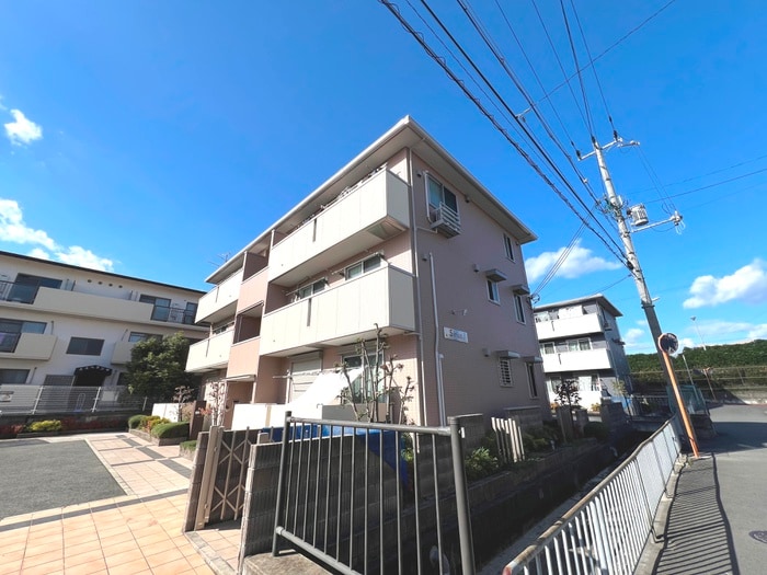 Sirius ベータ棟の物件外観写真