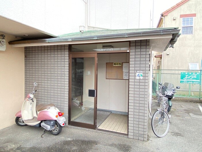 ハ－モニ－ライフ春日の物件外観写真