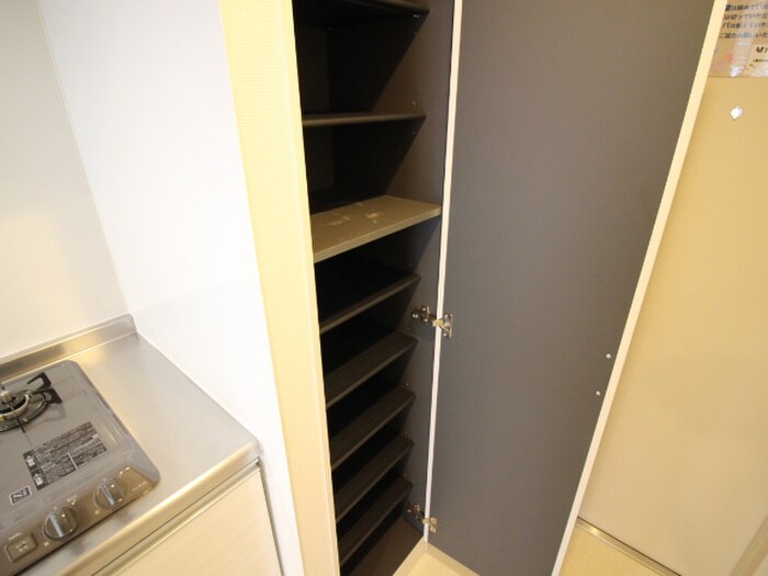 HANATEN EASTの物件内観写真