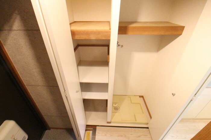 エバースクエア同心の物件内観写真