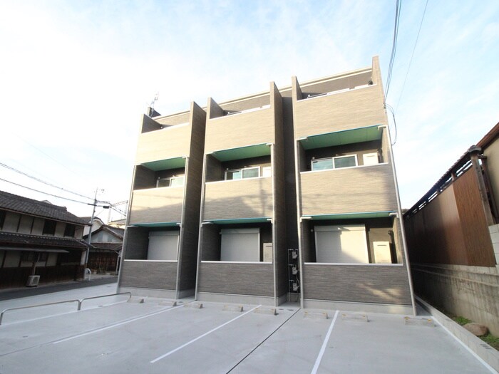 ラウレア浜寺の物件外観写真