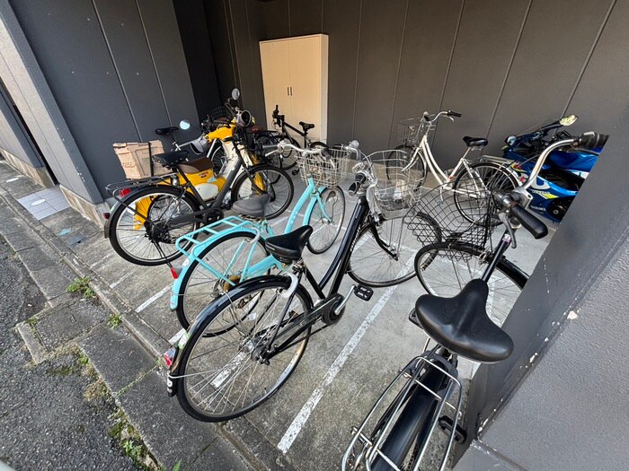 フラッティ新大宮の物件外観写真