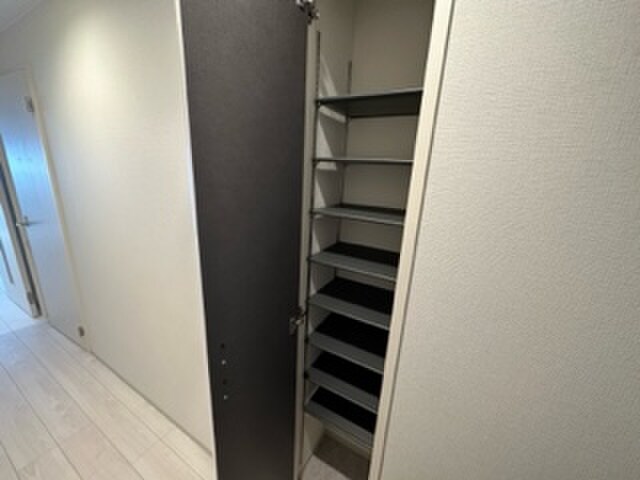 ｴﾚｶﾞﾝﾄﾚｼﾞﾃﾞﾝｽyodogawaの物件内観写真