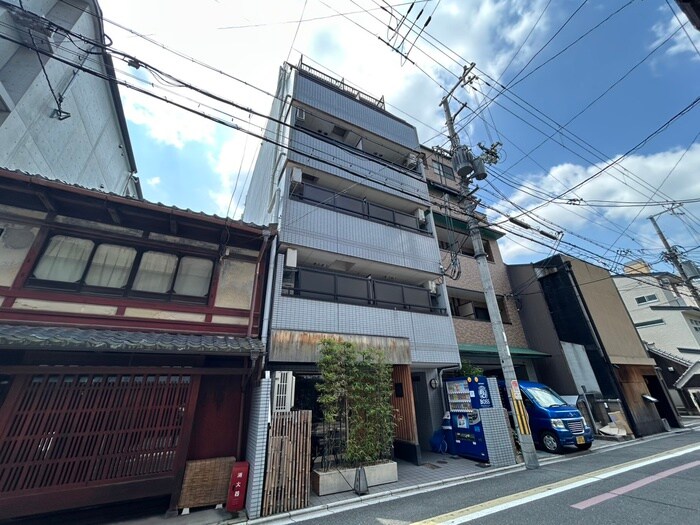 Ｖｉｎｅ Ｏａｋ ＦＩＮＥの物件外観写真