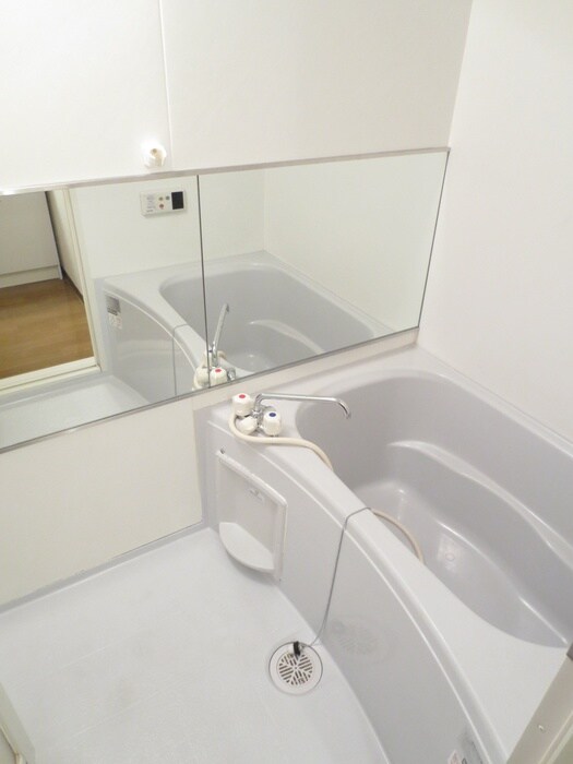 ＡＬＢＡ烏丸御池の物件内観写真