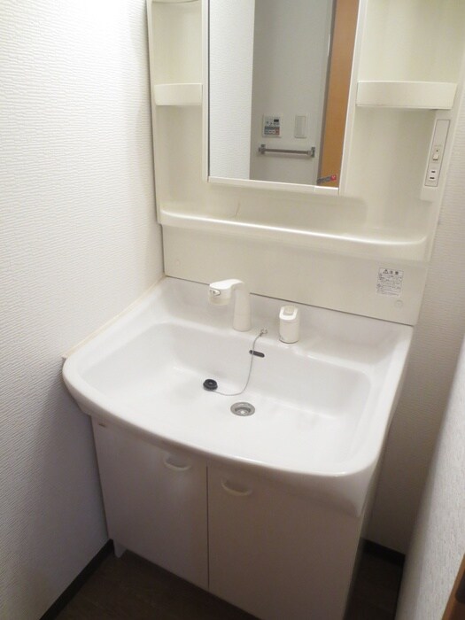 ＡＬＢＡ烏丸御池の物件内観写真