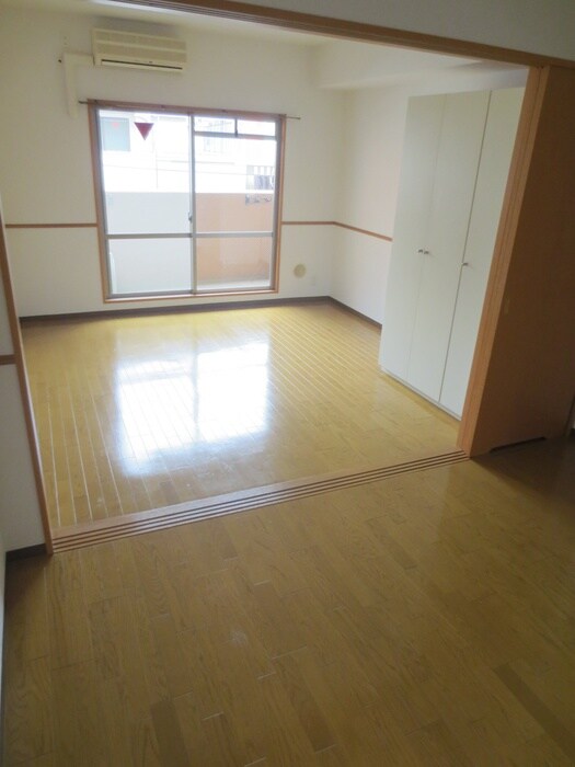 ＡＬＢＡ烏丸御池の物件内観写真