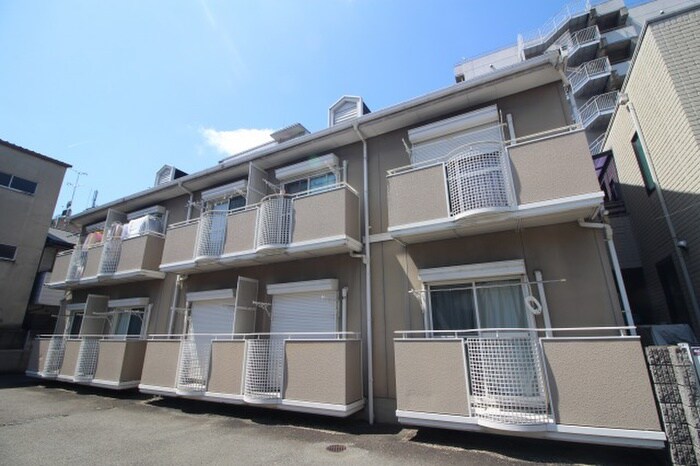 メゾンＦＨの物件外観写真