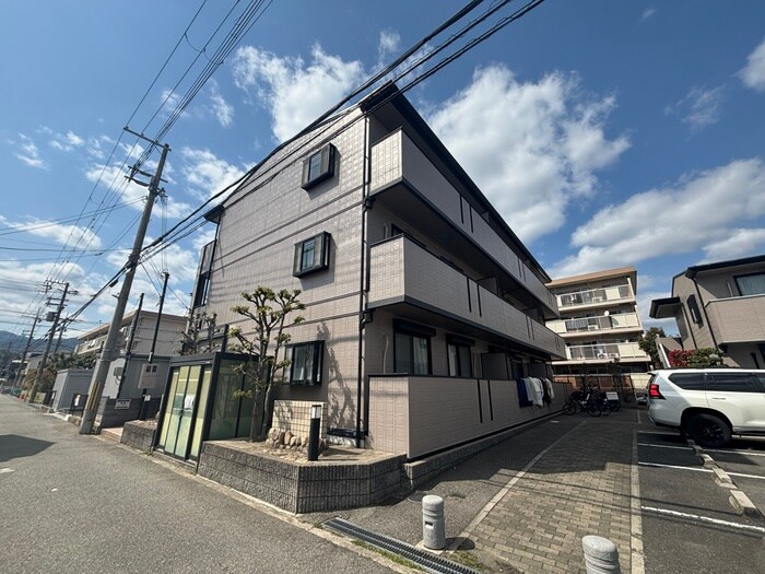 ツインコート六番館の物件外観写真