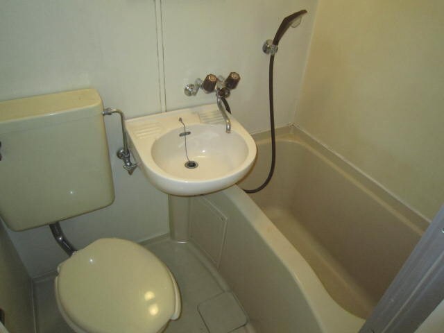 ヴィラン橋本の物件内観写真