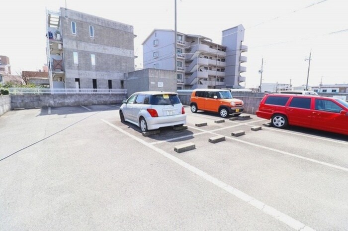 ネオコーポ四条畷の物件外観写真