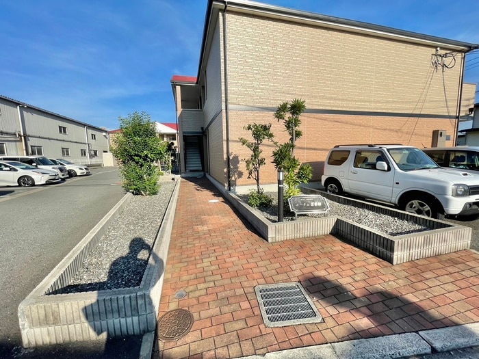 ル－チェⅢ番館の物件外観写真