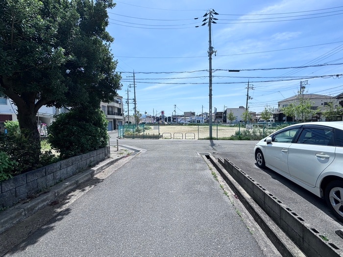 前川コ－ポの物件外観写真