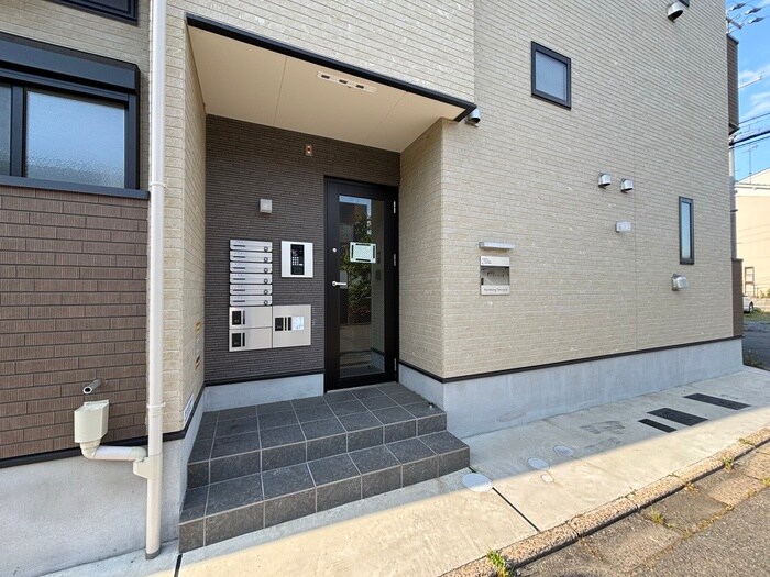 サンライズ十条の物件外観写真