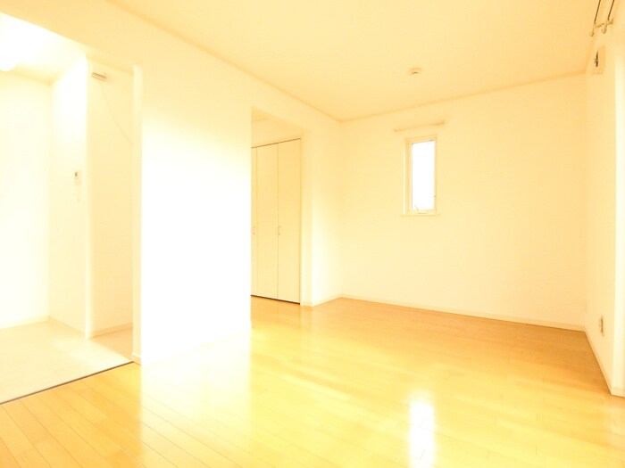 Una Casa Shinzaikeの物件内観写真