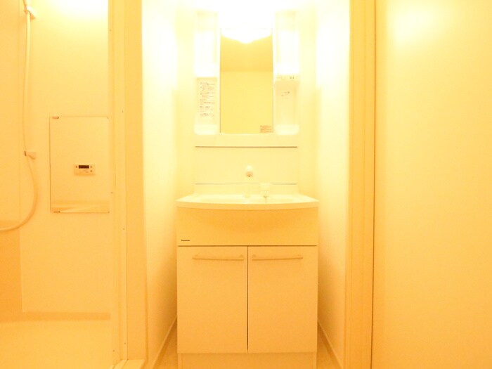 Una Casa Shinzaikeの物件内観写真