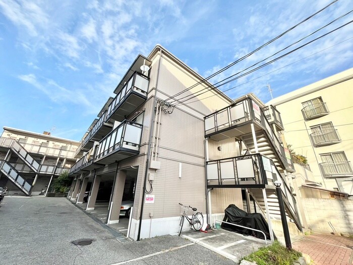 ヴィラ－ジュみのおＢの物件外観写真