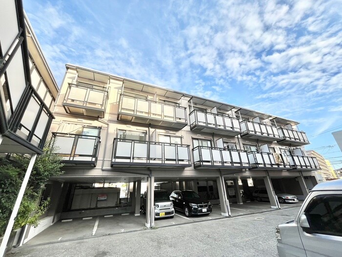 ヴィラ－ジュみのおＢの物件外観写真