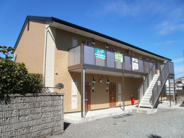 カンフォ－ラの物件外観写真