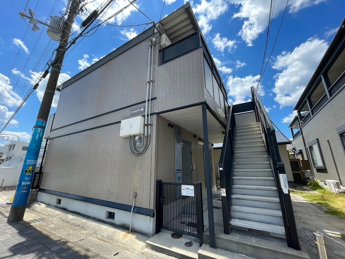 シャルマン淀の物件外観写真