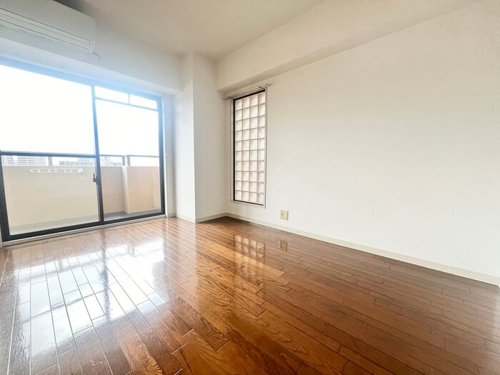 ﾗｲｵﾝｽﾞﾏﾝｼｮﾝ四条堀川第2(904)の物件内観写真