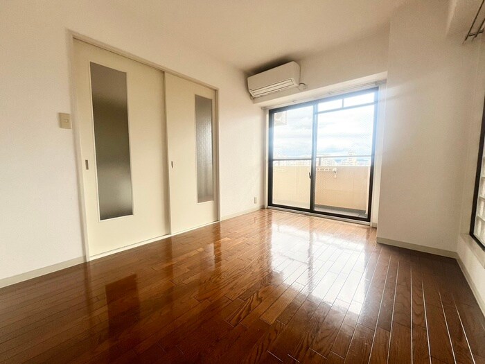 ﾗｲｵﾝｽﾞﾏﾝｼｮﾝ四条堀川第2(904)の物件内観写真