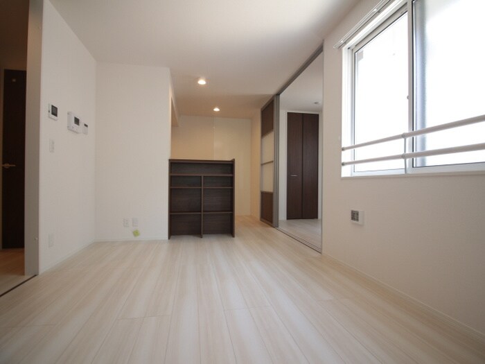 コンフォール甲子園口4丁目の物件内観写真