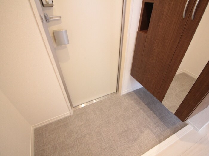 コンフォール甲子園口4丁目の物件内観写真