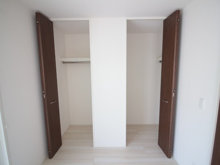 コンフォール甲子園口4丁目の物件内観写真