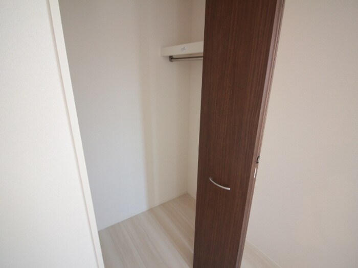 コンフォール甲子園口4丁目の物件内観写真