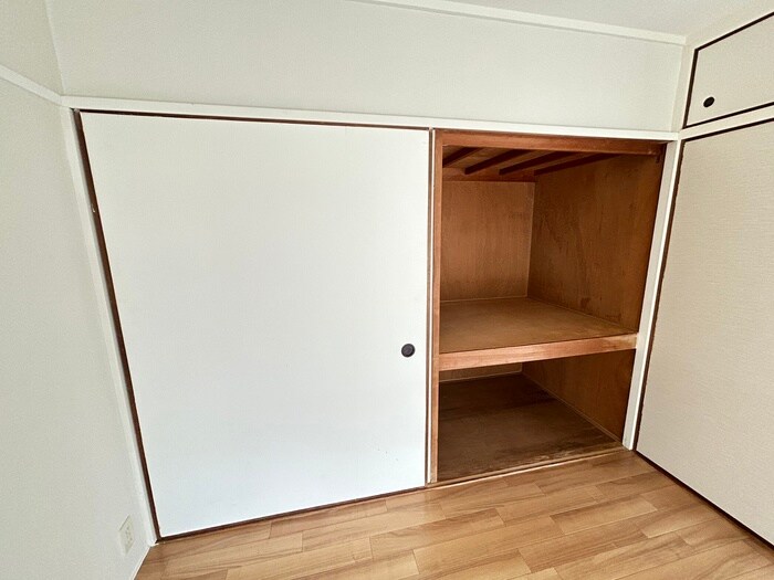 ヴィラナリー狭山6号棟の物件内観写真