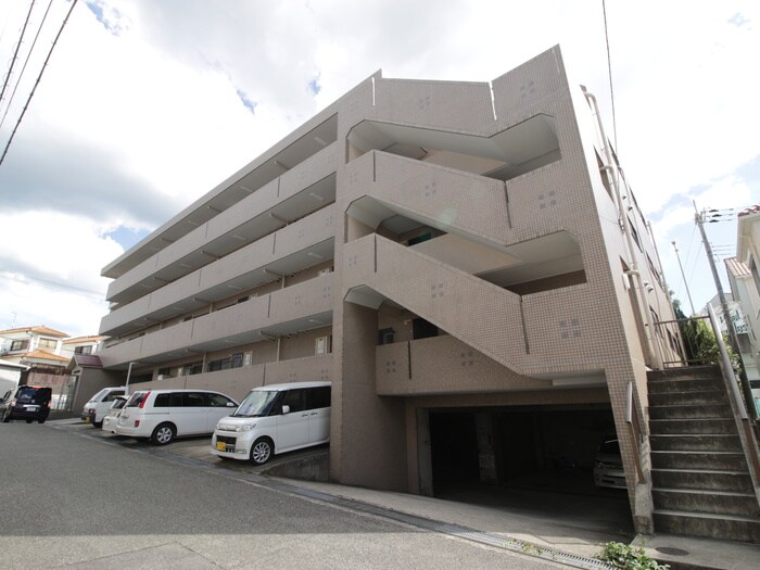 キィーロックハウスの物件外観写真