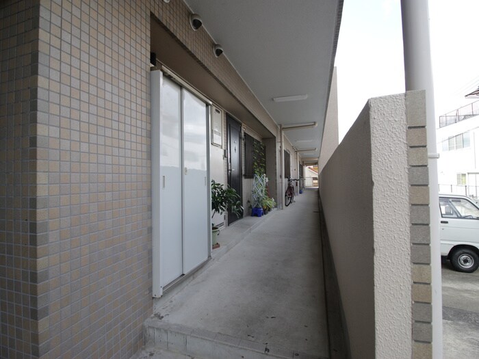 キィーロックハウスの物件外観写真