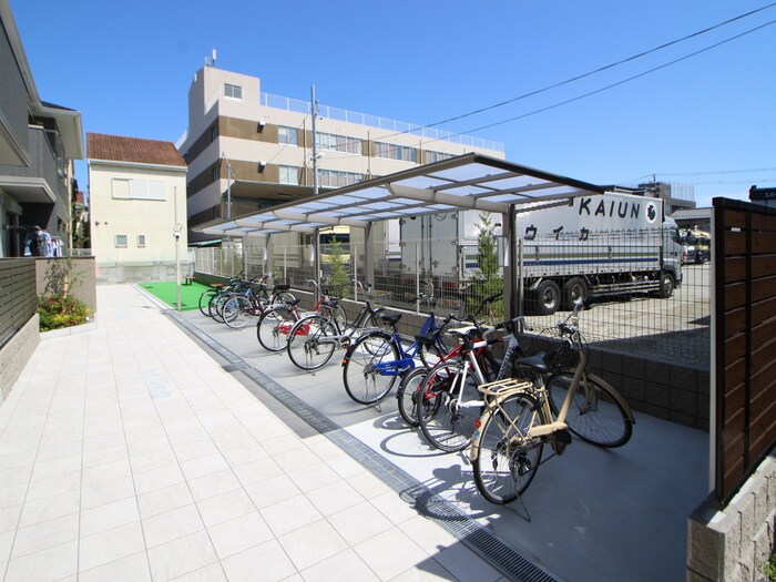 ラリュールの物件外観写真