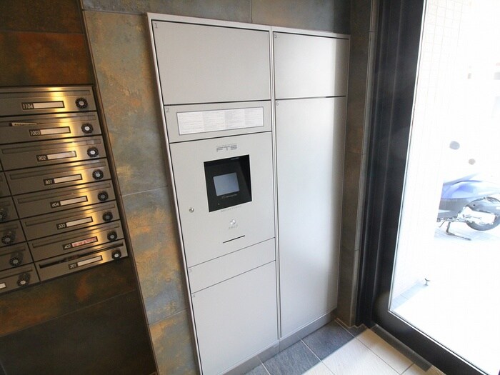 ワールドアイ神戸湊町(601)の物件外観写真