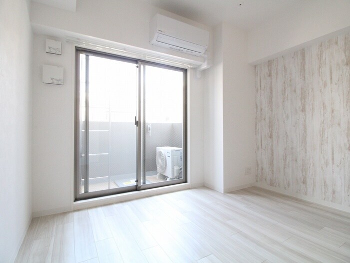 ワールドアイ神戸湊町(601)の物件内観写真