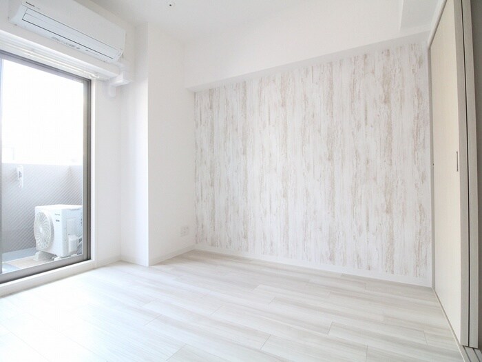 ワールドアイ神戸湊町(601)の物件内観写真