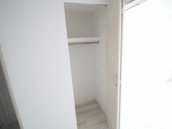 ワールドアイ神戸湊町(601)の物件内観写真