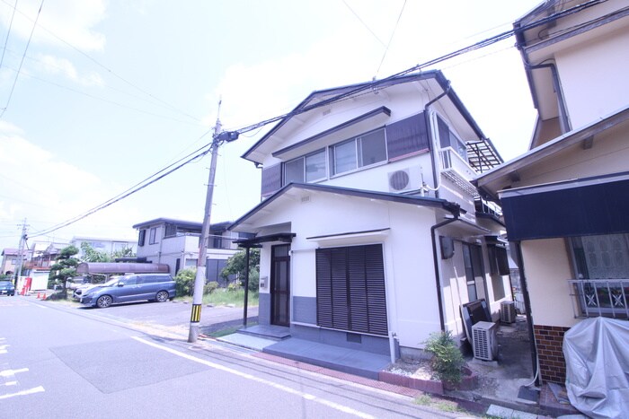 東香里元町貸家の物件外観写真