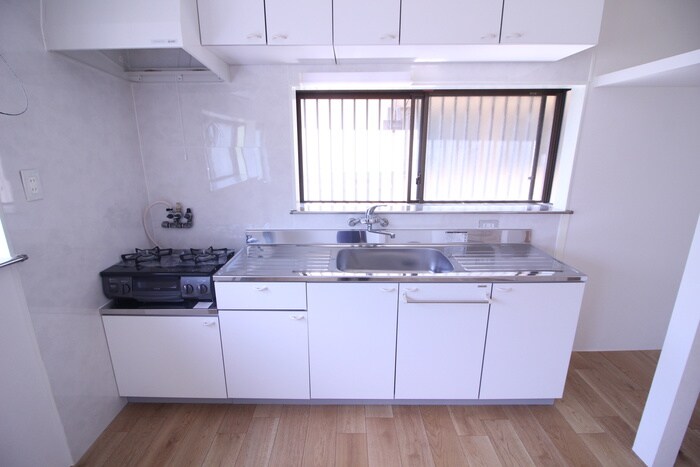 東香里元町貸家の物件内観写真