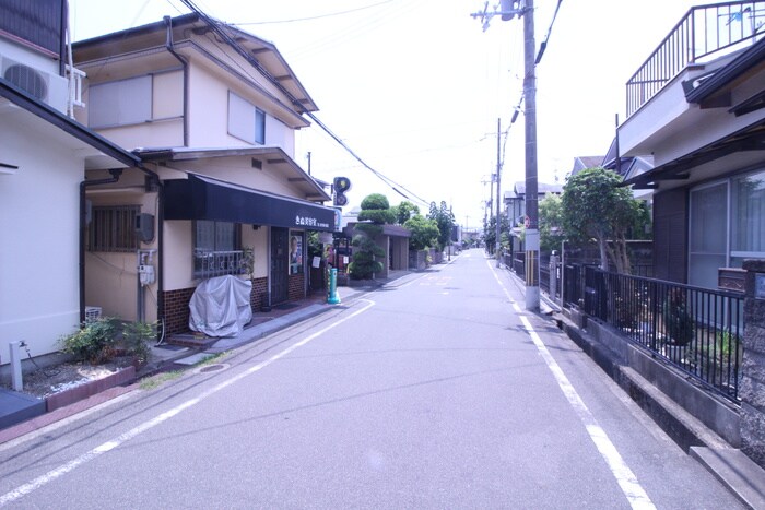 東香里元町貸家の物件外観写真