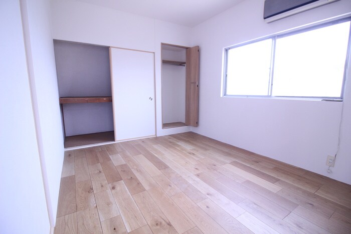 東香里元町貸家の物件内観写真