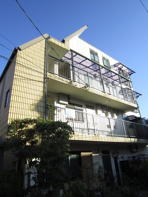 ワン・ウェーブの物件外観写真