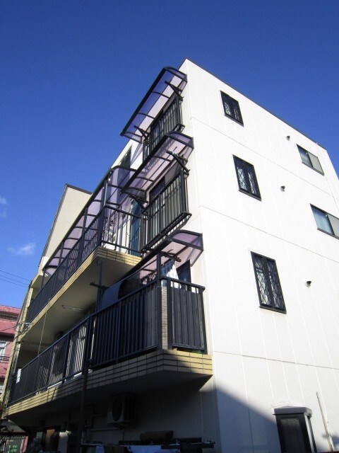 ワン・ウェーブの物件外観写真