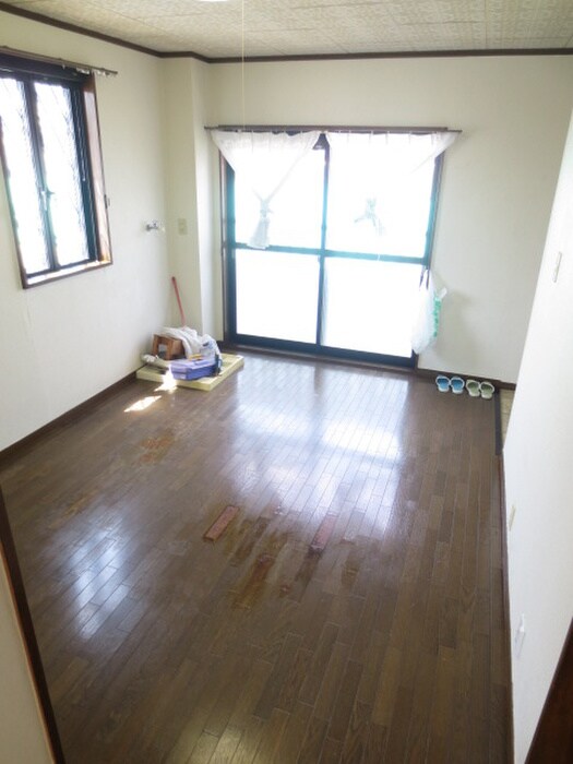 ワン・ウェーブの物件内観写真