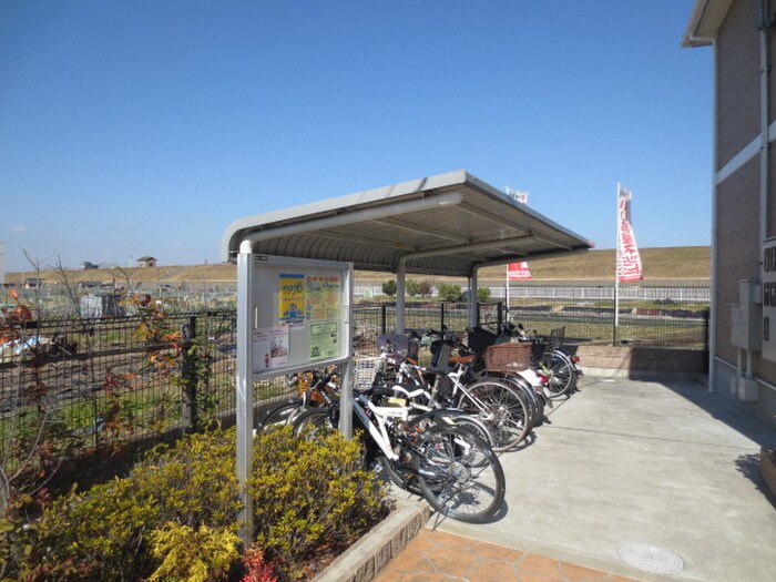 サニ－レジデンスの物件外観写真