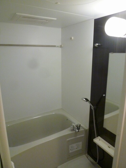 エスト－ネ江坂の物件内観写真